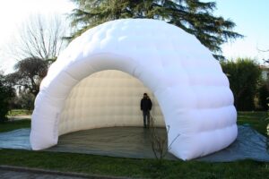 Stand Igloo I80 neutro bianco una entrata2