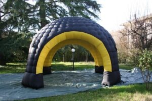 Stand Igloo I50 Nero giallo fronte