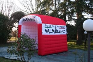 Stand Tunnel ST3 Scuola Sci Valmalenco lato